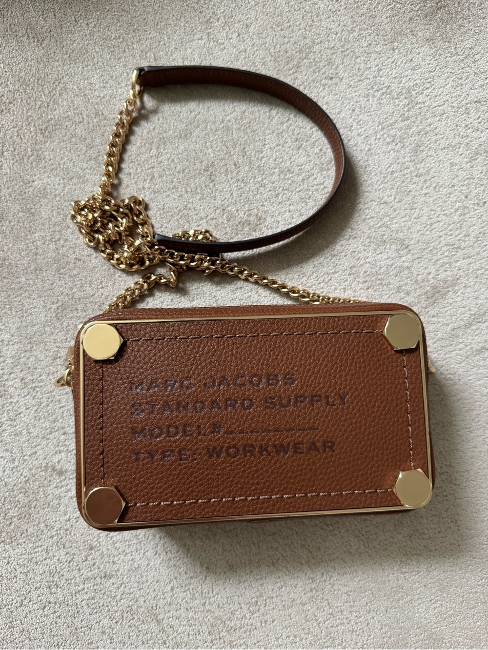 Marc Jacobs Brown Leather Crossbody Card Case with Gold Hardware - Picture 1 of 8